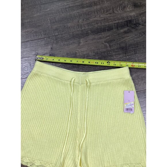 Wild Fable Pastel Yellow Knit Womens Shorts with Scalloped Hem Size L Casual NWT - Picture 4 of 9